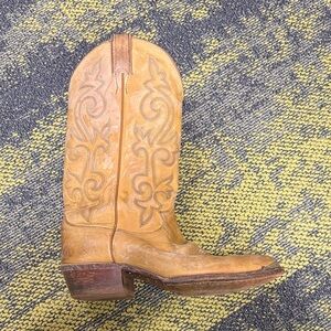 Justin Boots Tan Leather Cowboy Boots